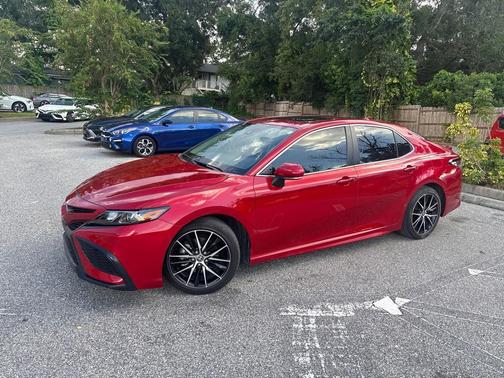 2024 Toyota Camry SE