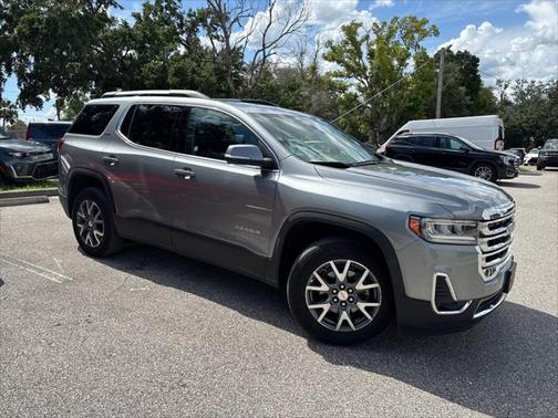 2023 GMC Acadia FWD SLT