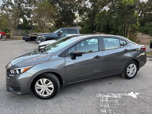 2024 Nissan Versa 1.6 S