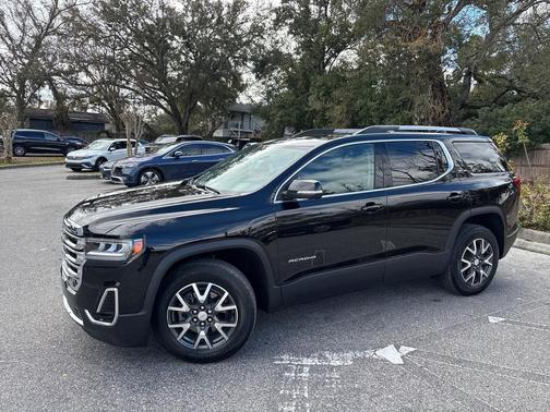 2023 GMC Acadia FWD SLE