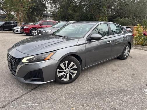 2023 Nissan Altima S FWD
