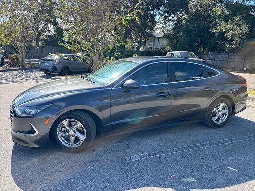 2021 Hyundai SONATA SE