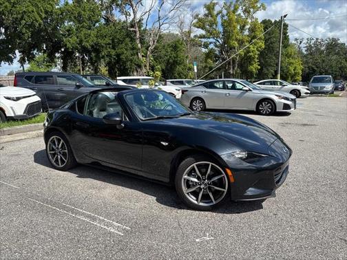2023 Mazda MX-5 Miata RF Grand Touring