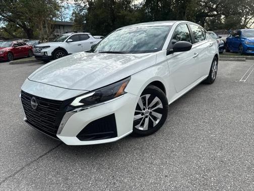 2024 Nissan Altima S FWD