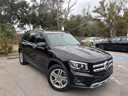 Night Black 2023 Mercedes-Benz GLB 250 4MATIC