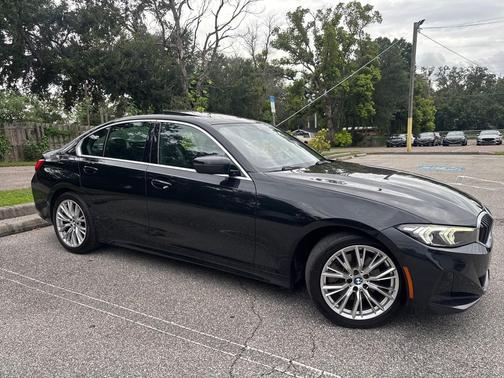2024 BMW 330 330i Sedan