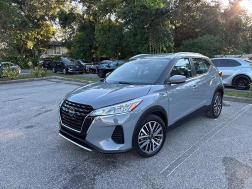 2023 Nissan Kicks SV