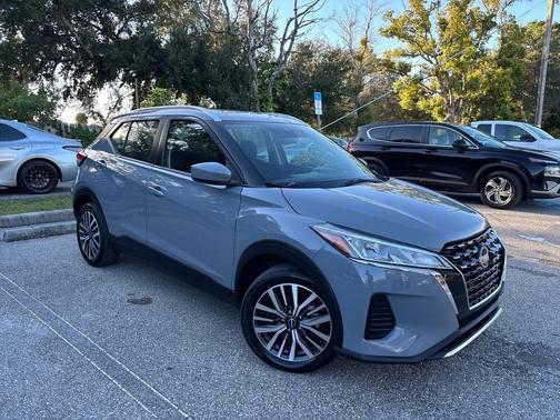 2023 Nissan Kicks SV
