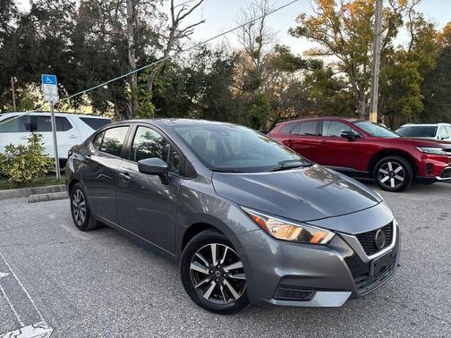 2021 Nissan Versa 1.6 SV