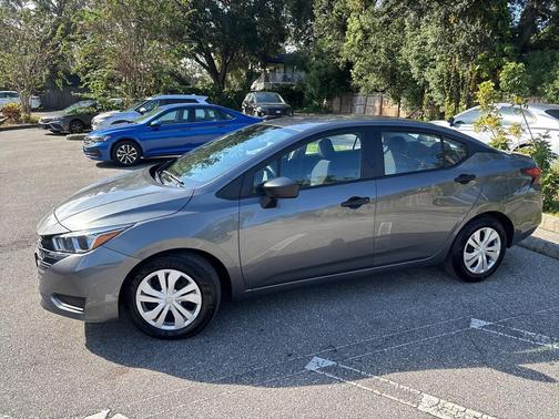 2024 Nissan Versa 1.6 S