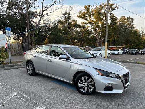 2022 Nissan Altima S FWD