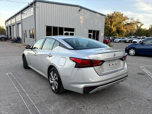 2022 Nissan Altima S FWD