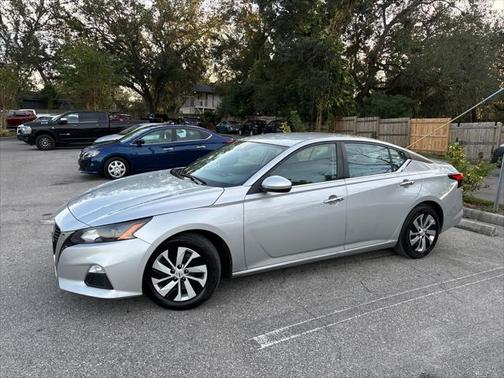 2022 Nissan Altima S FWD