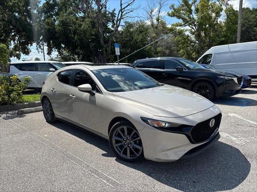 2023 Mazda Mazda3 FWD w/Preferred Package
