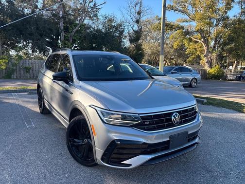 2023 Volkswagen Tiguan 2.0T SE R-Line Black