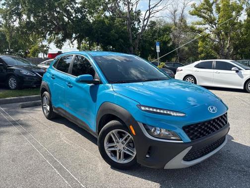 2022 Hyundai KONA SE