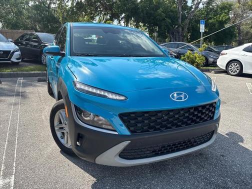 2022 Hyundai KONA SE