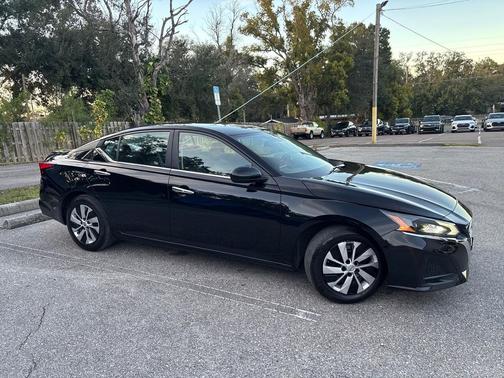 2023 Nissan Altima S FWD