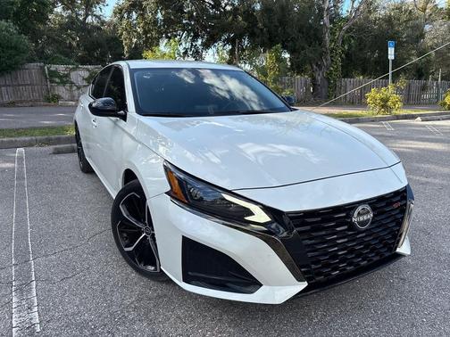 2024 Nissan Altima SR FWD