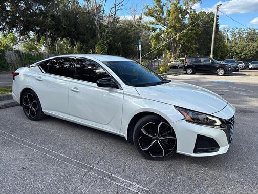 2024 Nissan Altima SR FWD