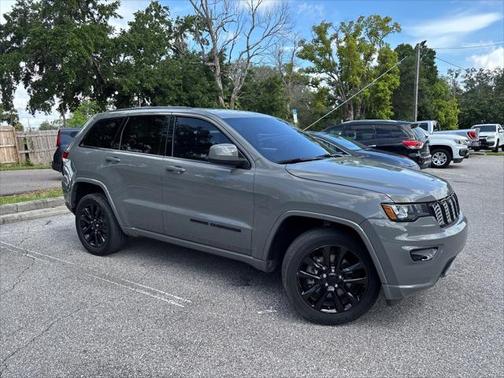 2021 Jeep Grand Cherokee Laredo