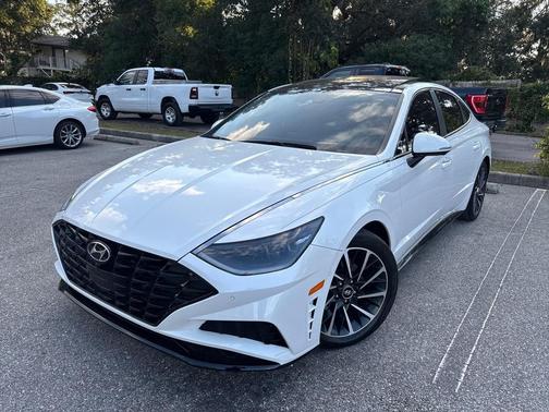 2022 Hyundai SONATA Limited