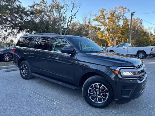 2024 Ford Expedition Max XLT