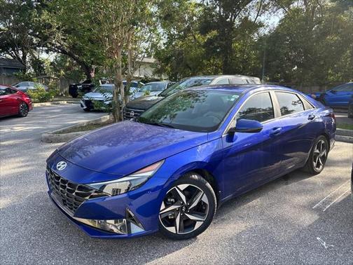 2023 Hyundai ELANTRA Limited