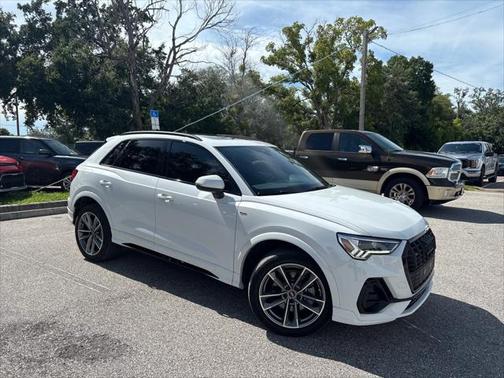 2023 Audi Q3 Premium 45 TFSI S line quattro Tiptronic