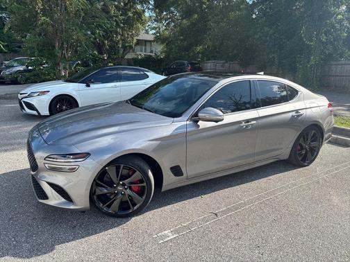 2022 Genesis G70 3.3T RWD