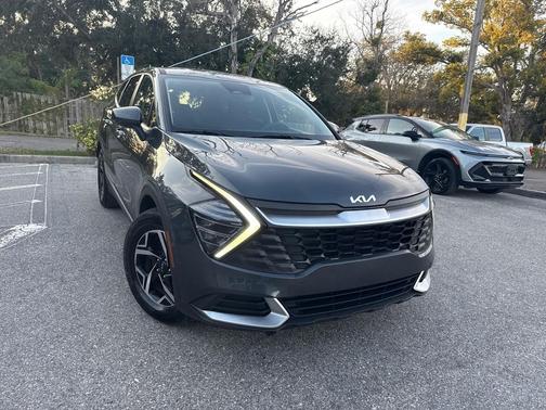 2024 Kia Sportage LX