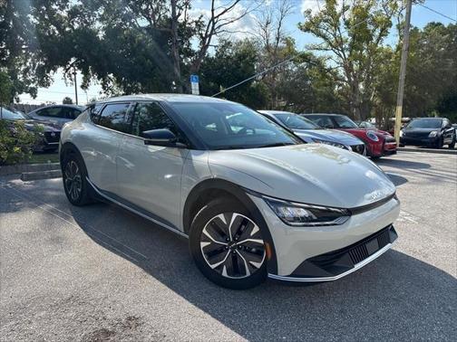 2024 Kia EV6 Light Long Range