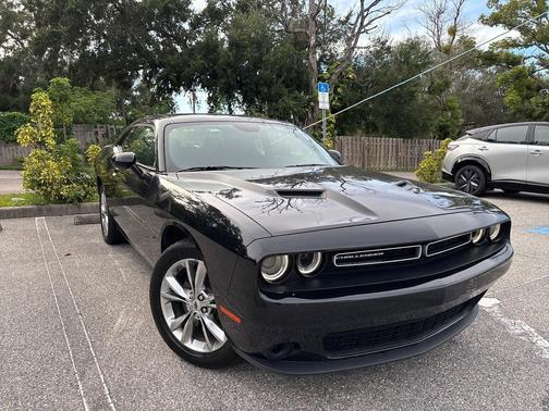 2023 Dodge Challenger SXT