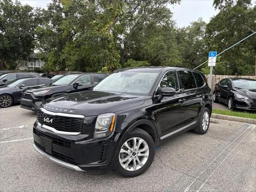 2022 Kia Telluride LX
