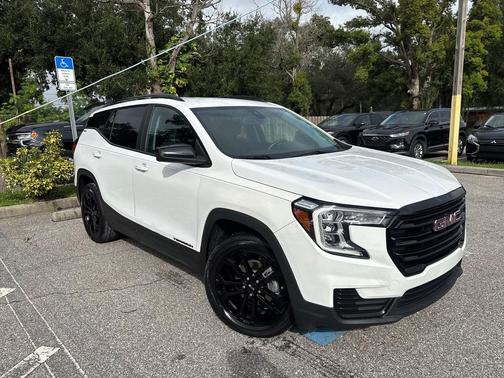 2022 GMC Terrain SLE
