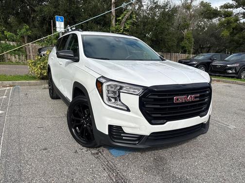 2022 GMC Terrain SLE