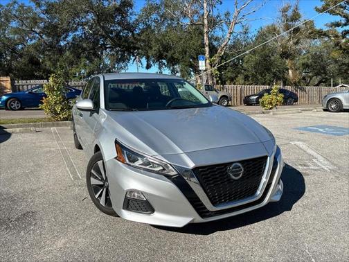2022 Nissan Altima 2.5 SV