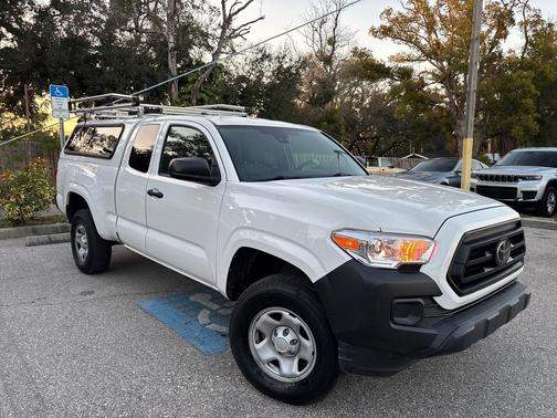 2022 Toyota Tacoma SR