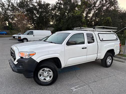2022 Toyota Tacoma SR
