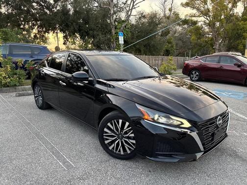 2023 Nissan Altima 2.5 SV