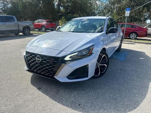 2024 Nissan Altima SR FWD
