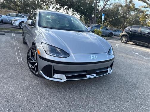 2023 Hyundai IONIQ 6 SE