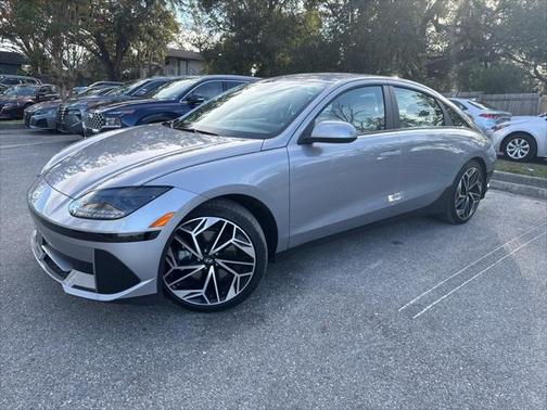 2023 Hyundai IONIQ 6 SE