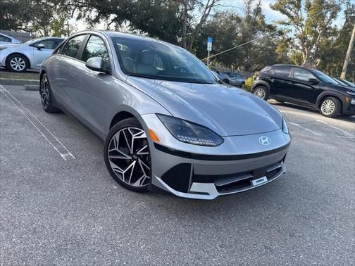 2023 Hyundai IONIQ 6 SE