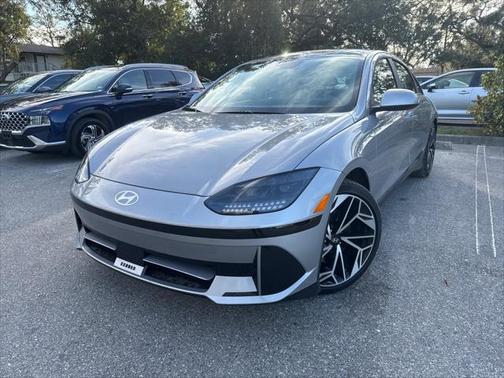 2023 Hyundai IONIQ 6 SE