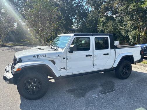 2021 Jeep Gladiator Willys 4x4