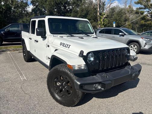 2021 Jeep Gladiator Willys 4x4