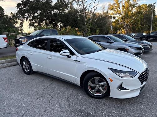 2021 Hyundai SONATA SE