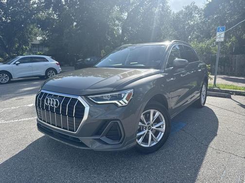 2024 Audi Q3 Premium 45 TFSI S line quattro Tiptronic
