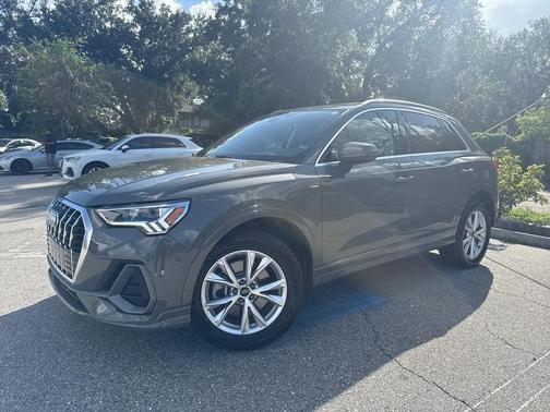 2024 Audi Q3 Premium 45 TFSI S line quattro Tiptronic
